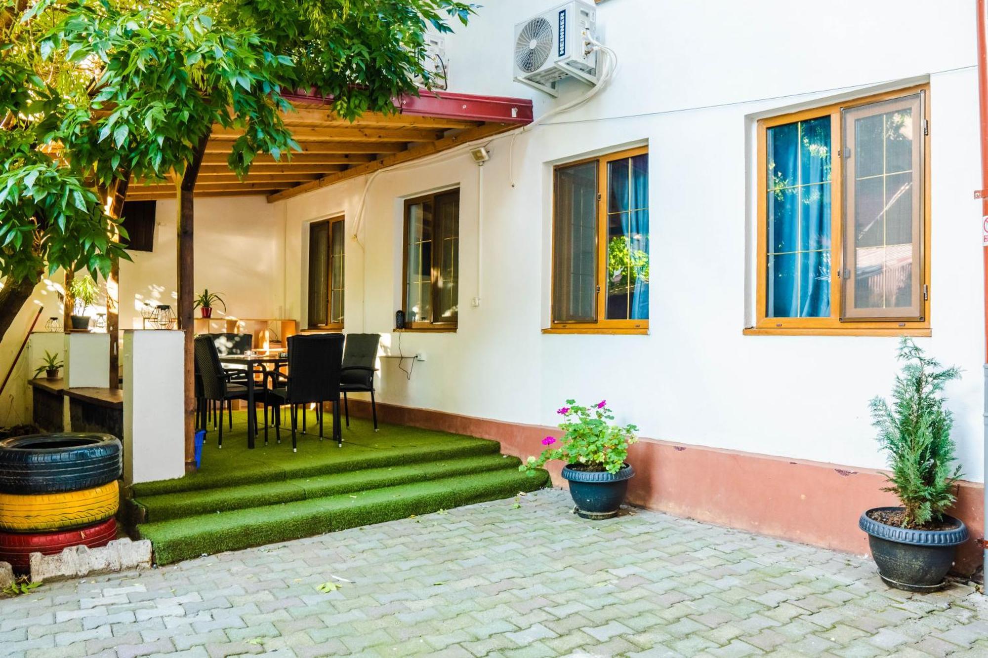 Hostel Sport Бухарест Экстерьер фото