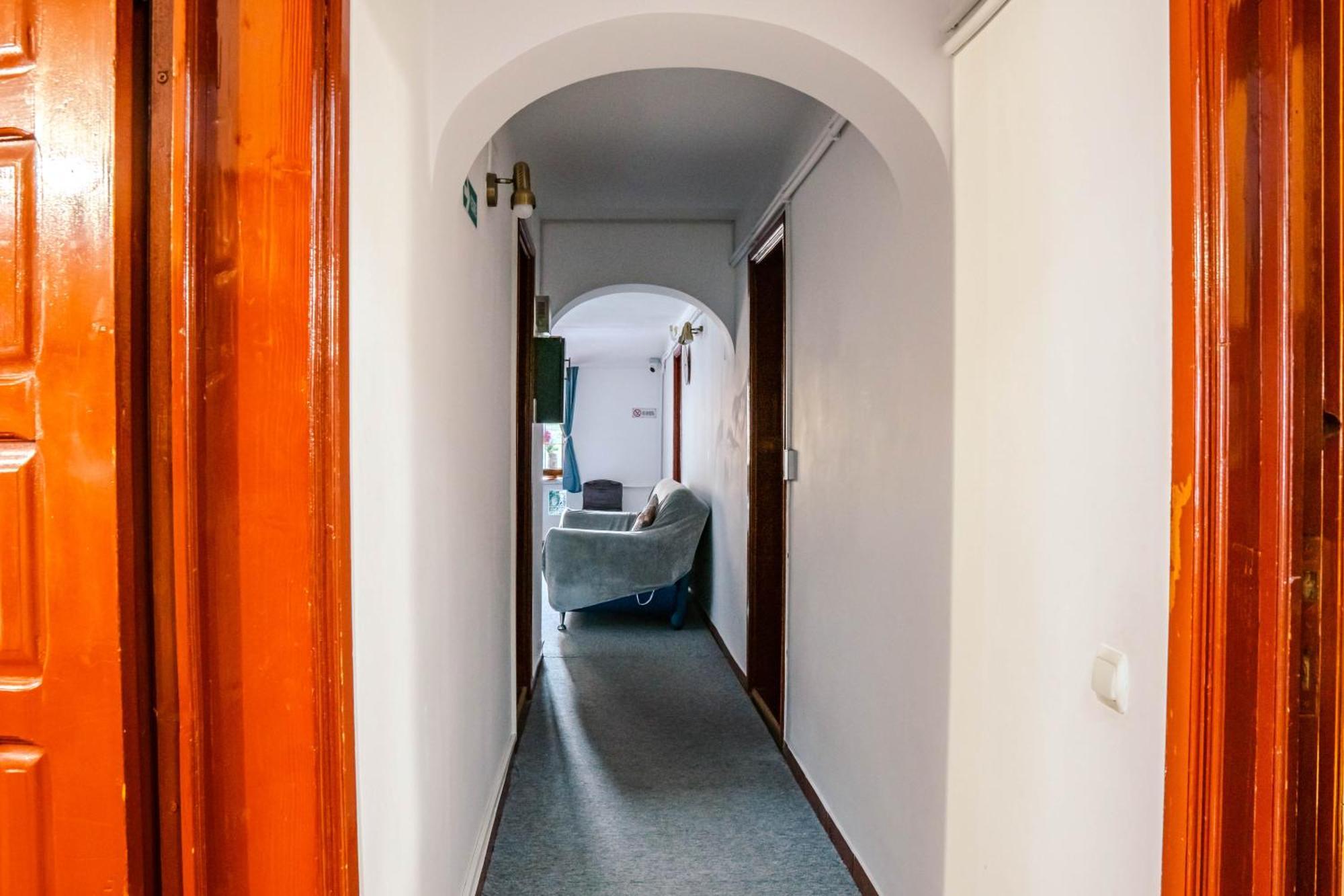 Hostel Sport Бухарест Экстерьер фото