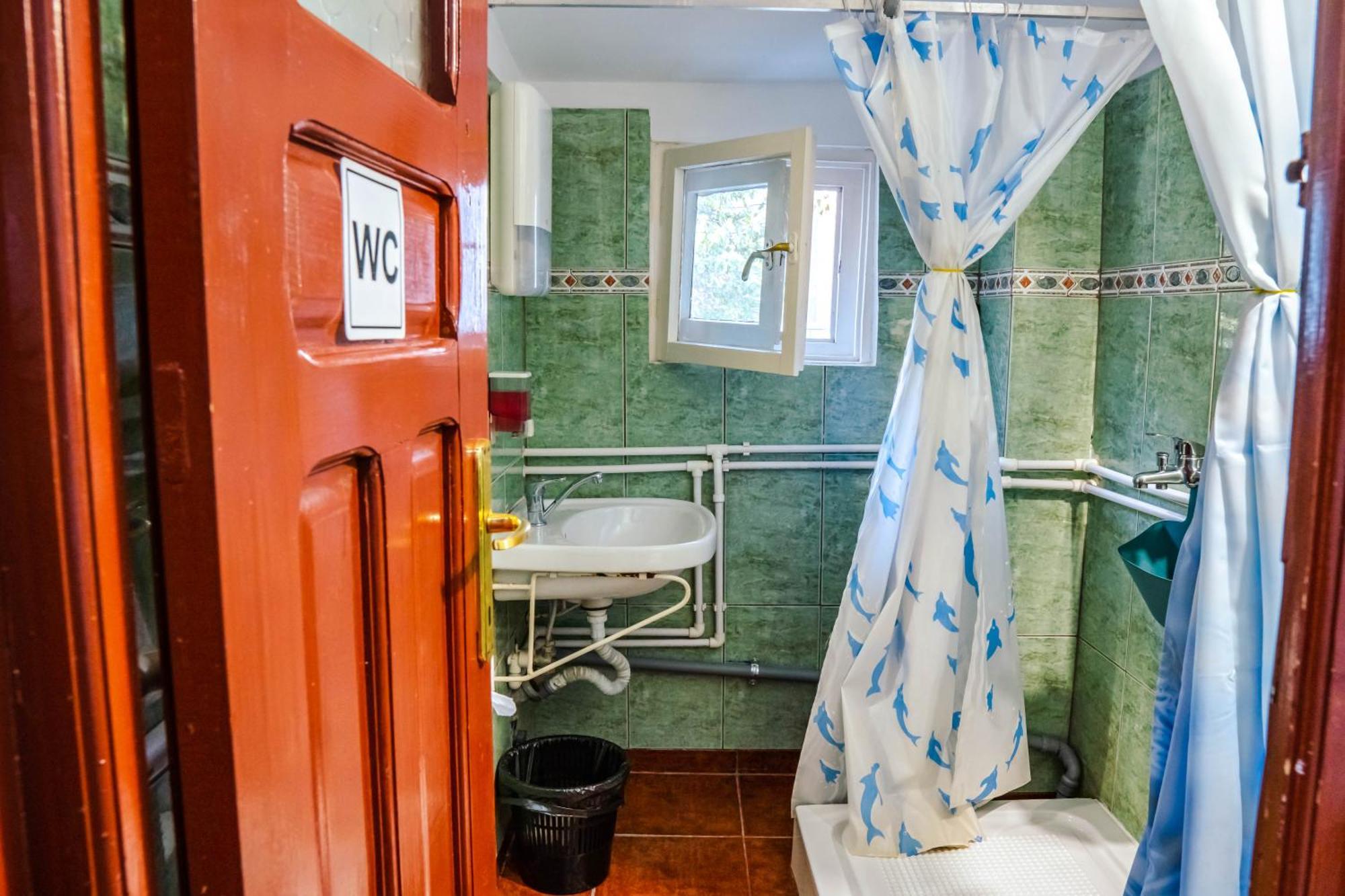 Hostel Sport Бухарест Экстерьер фото